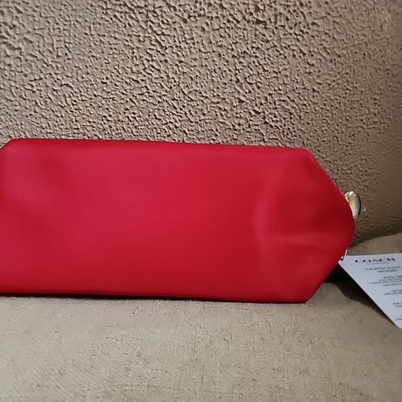 NWT Women's Coach Fragrance Love Red Cosmetic Pouch - Picture 5 of 5